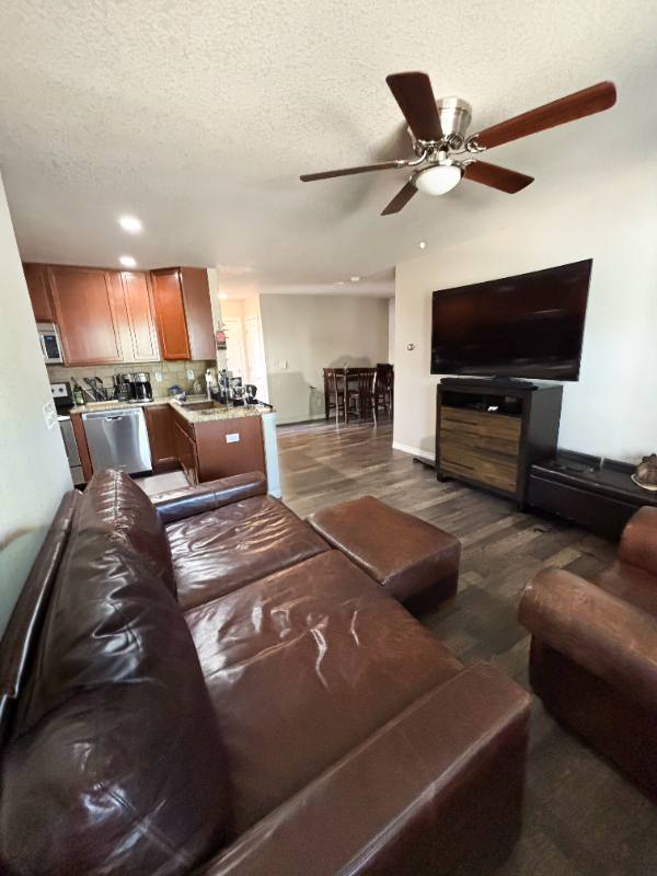 6107 Kochia Ct - Photo 2 of 9