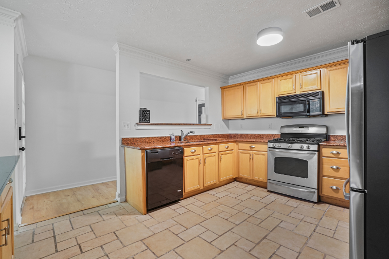 2280 Carrington Dr #1 - Photo 5 of 7