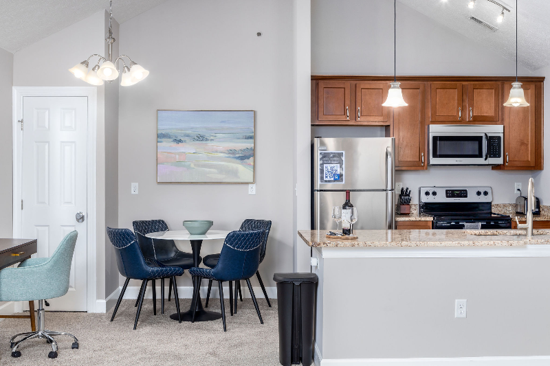 598 Brockhampton Ln #306 - Photo 3 of 14