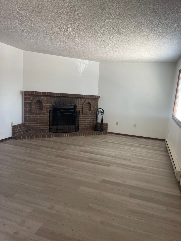 5400 Imperial Ct #5402 - Photo 5 of 18