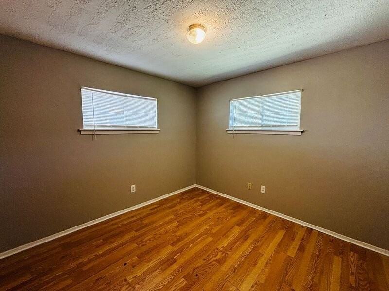 130 E Woodcrest Dr - Photo 7 of 14