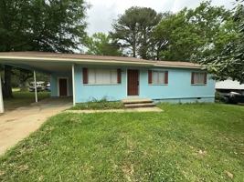featured image of 1444 Maria Dr