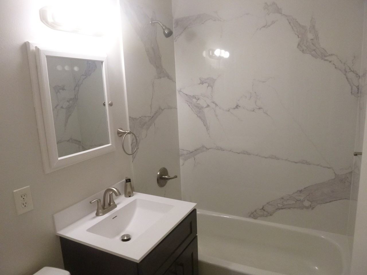 1805 8th Ave - Photo 5 of 11