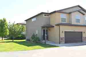 featured image of 573 W Goldenrod Way