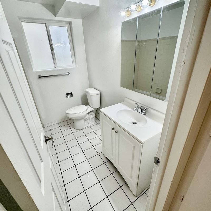 778 Nw #2 - Photo 6 of 10