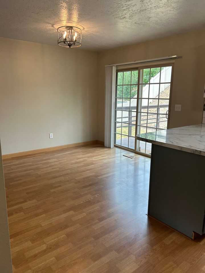 8257 S Grambling Way - Photo 5 of 13