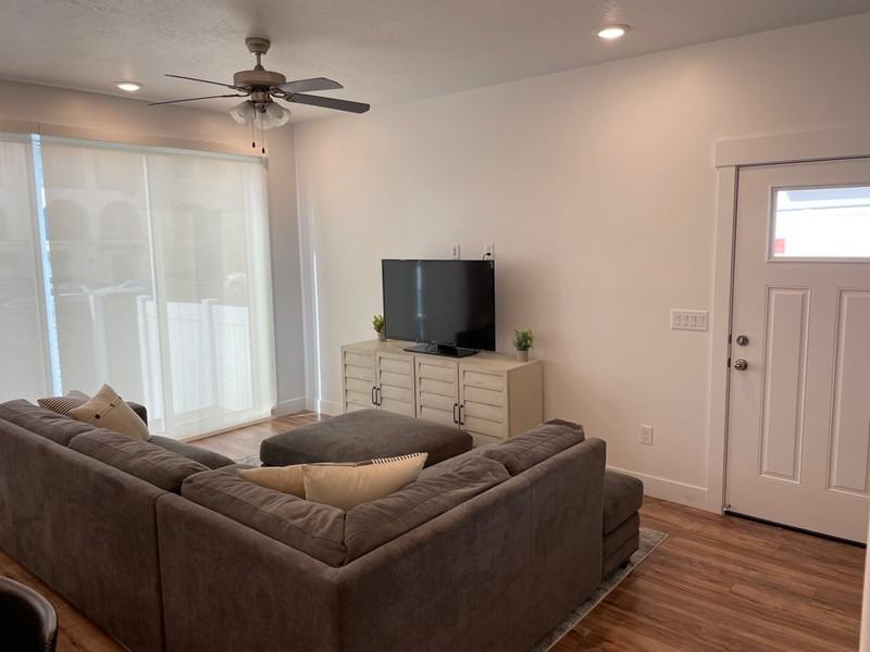 10889 N Obsidian Spur - Photo 2 of 10