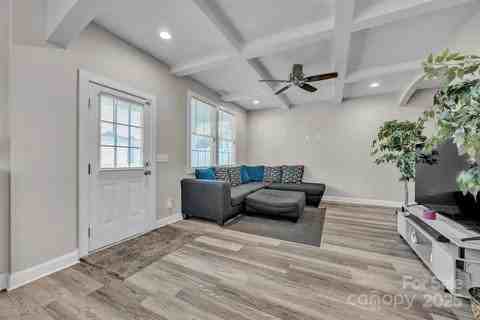 2510 Snow Creek Rd Ne - Photo 4 of 14