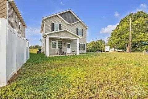 2510 Snow Creek Rd Ne - Photo 5 of 14