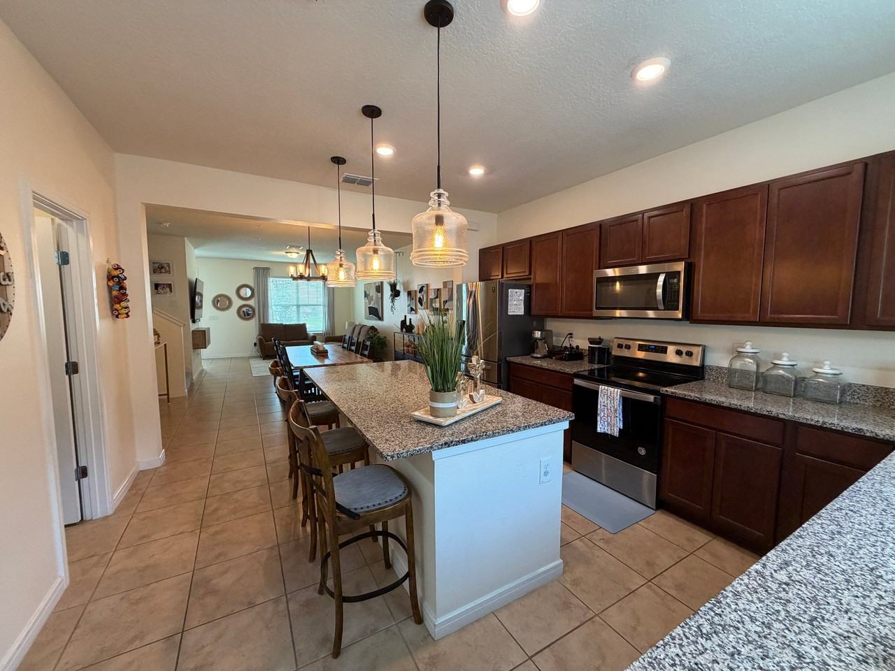 5210 Sapling Sprout Dr - Photo 3 of 17