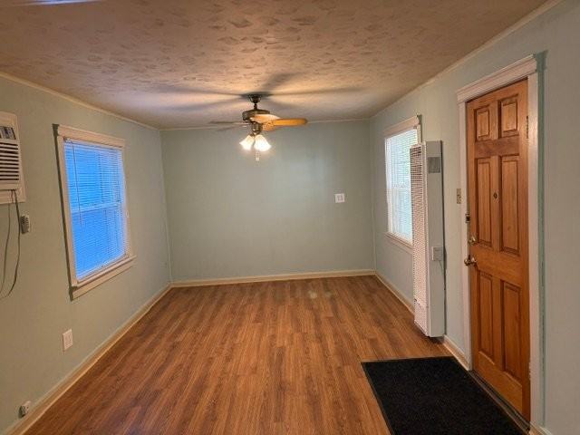 381 1/2 E 3rd Ave - Photo 3 of 11