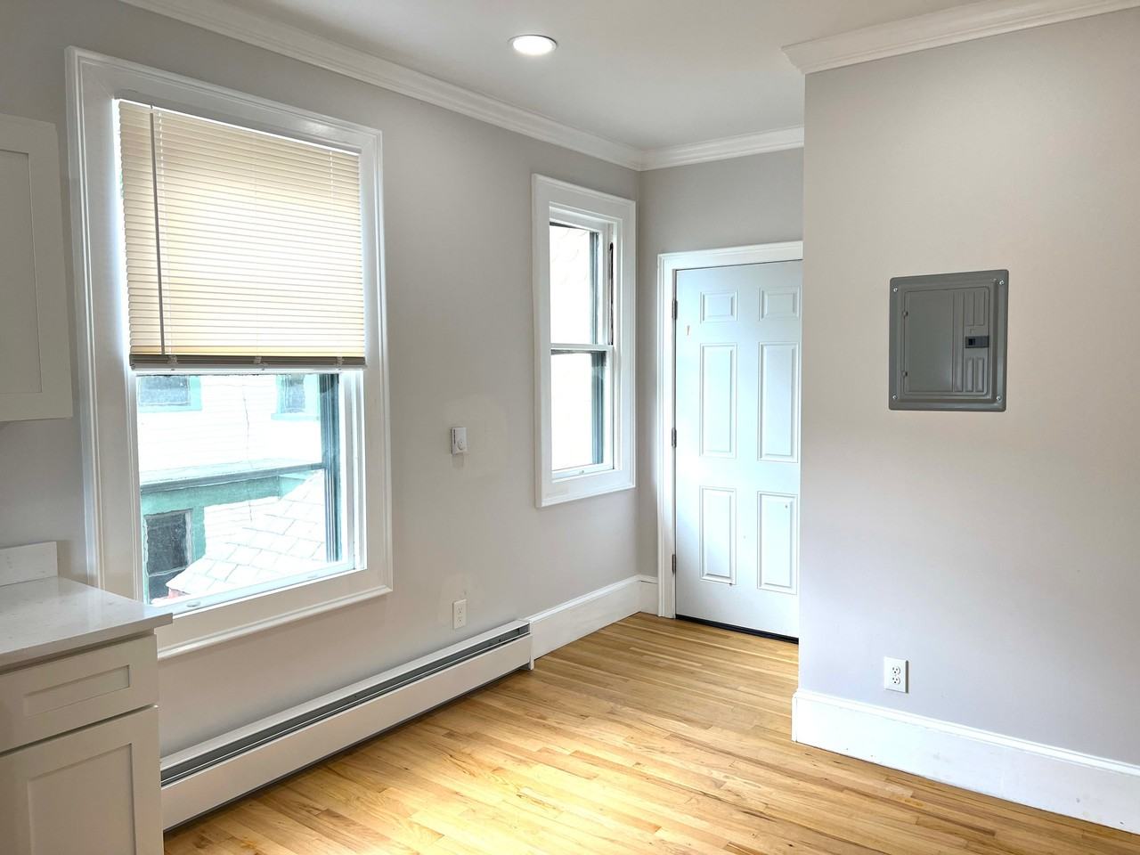 372 Broadway #4 - Photo 5 of 11