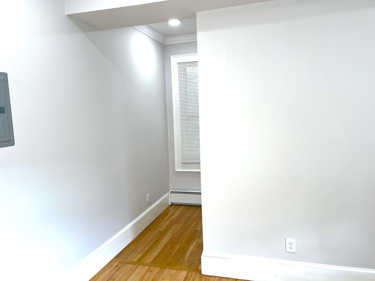 372 Broadway #4 - Photo 6 of 11