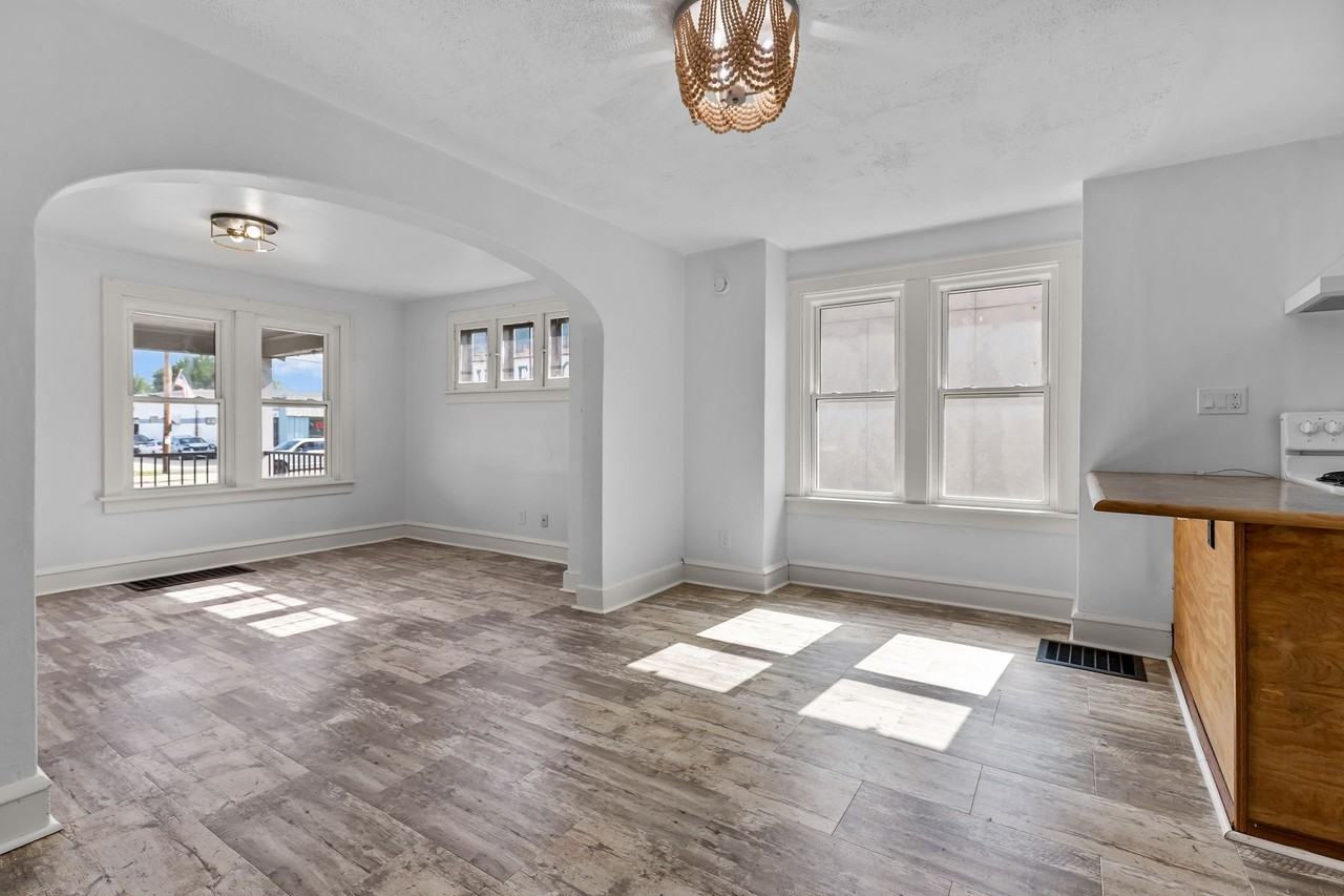 1339 W Wisconsin Ave - Photo 7 of 19