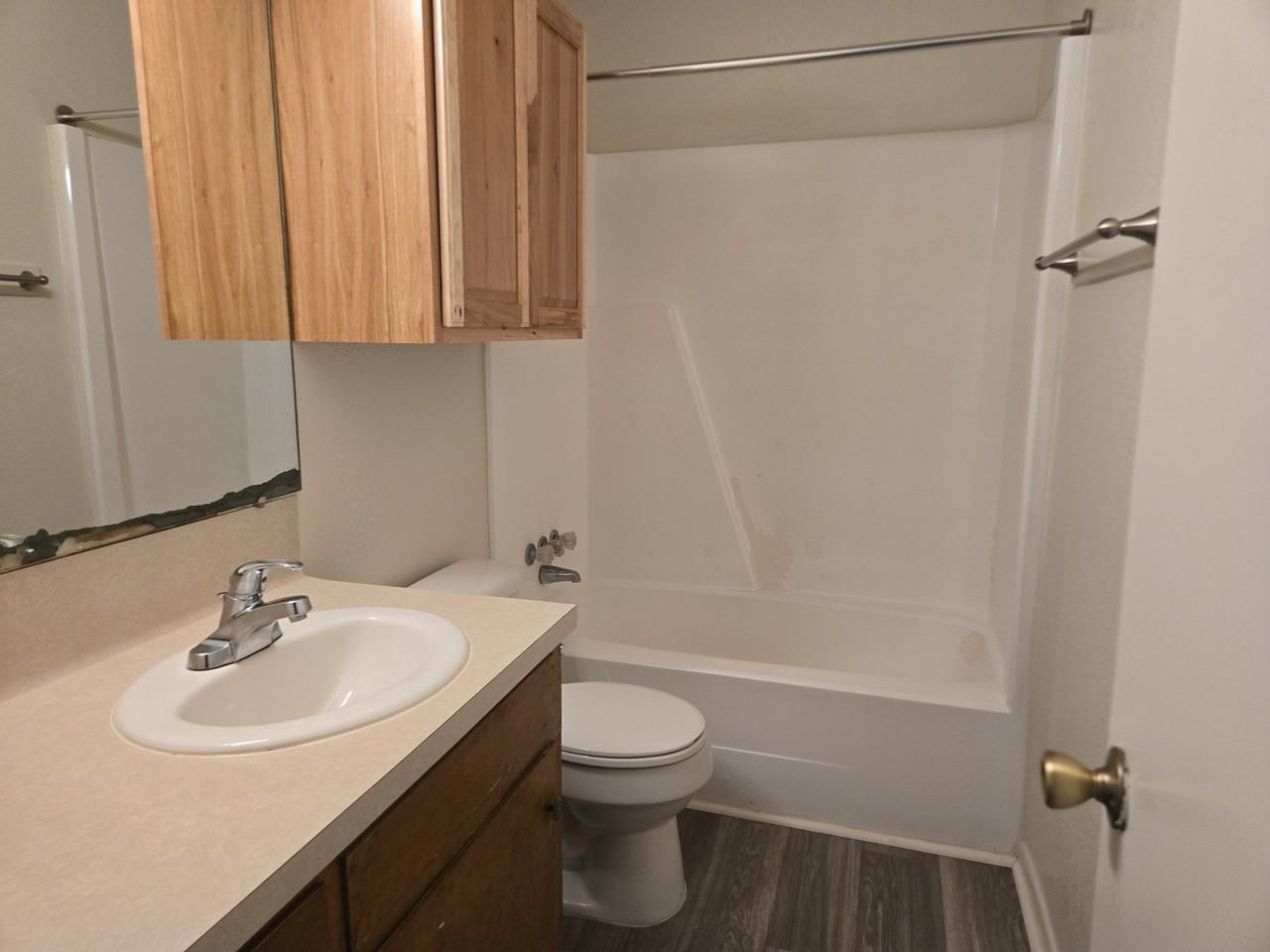 1204 Holik Dr #B - Photo 7 of 9