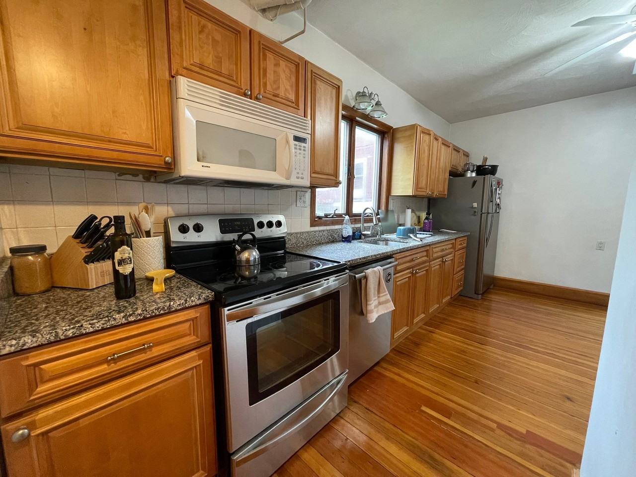 10 Dickson St #1 - Photo 2 of 17