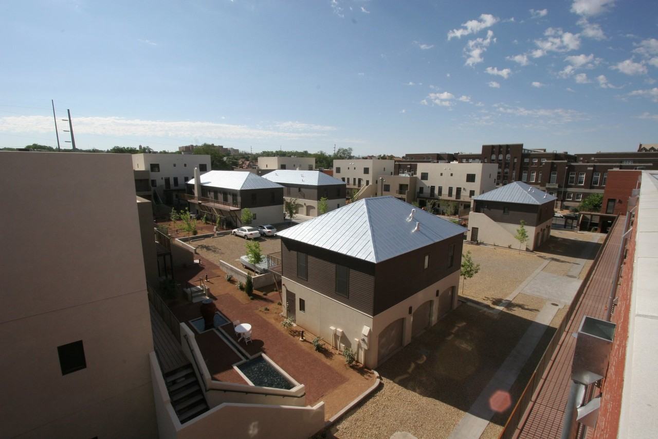 322 Broadway Blvd Ne - Photo 4 of 4