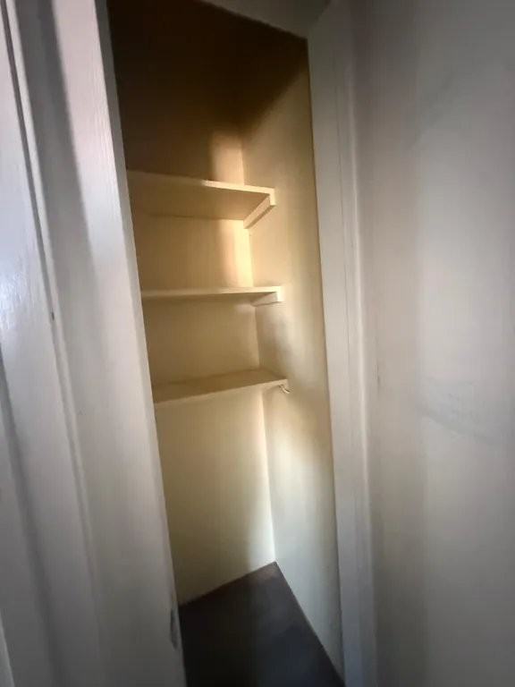 348 S 6th St #2B - Photo 7 of 7