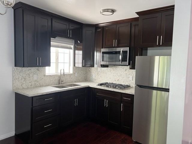 1607 N Wilton Pl - Photo 7 of 13