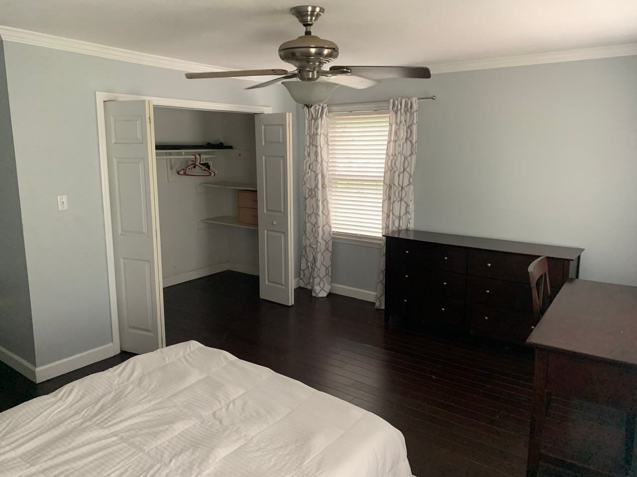 3416 Winsor Drive - Photo 2 of 4