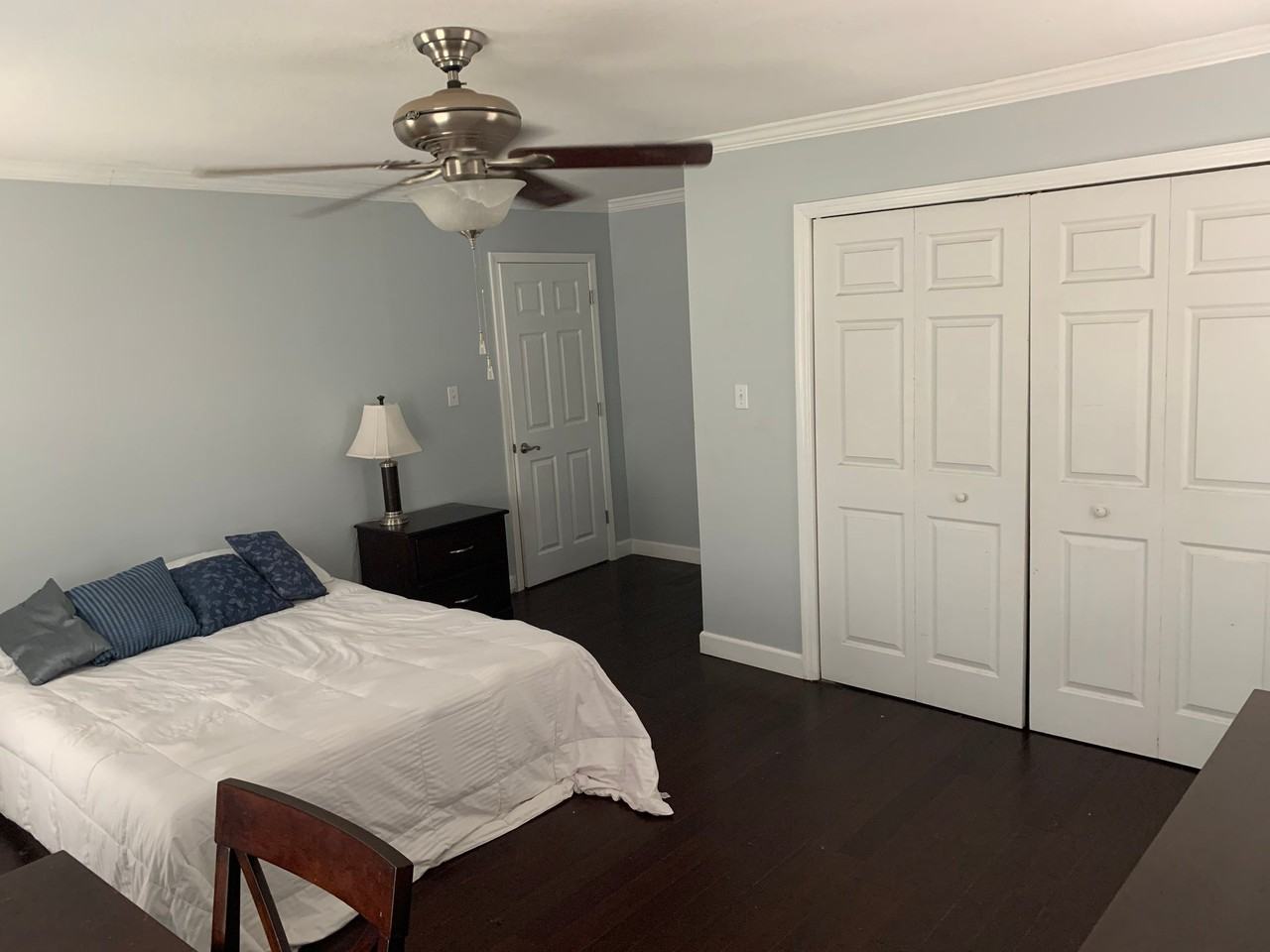 3416 Winsor Drive - Photo 3 of 4