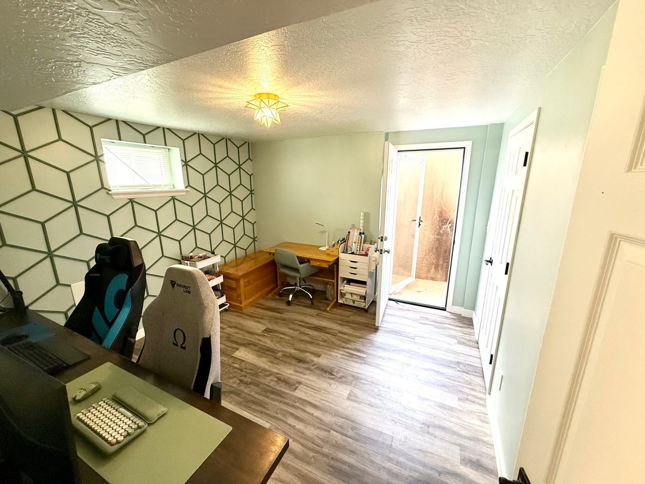 1159 Ne #B - Photo 6 of 10