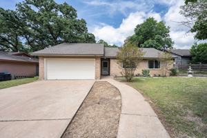 featured image of 501 Calhoun Dr