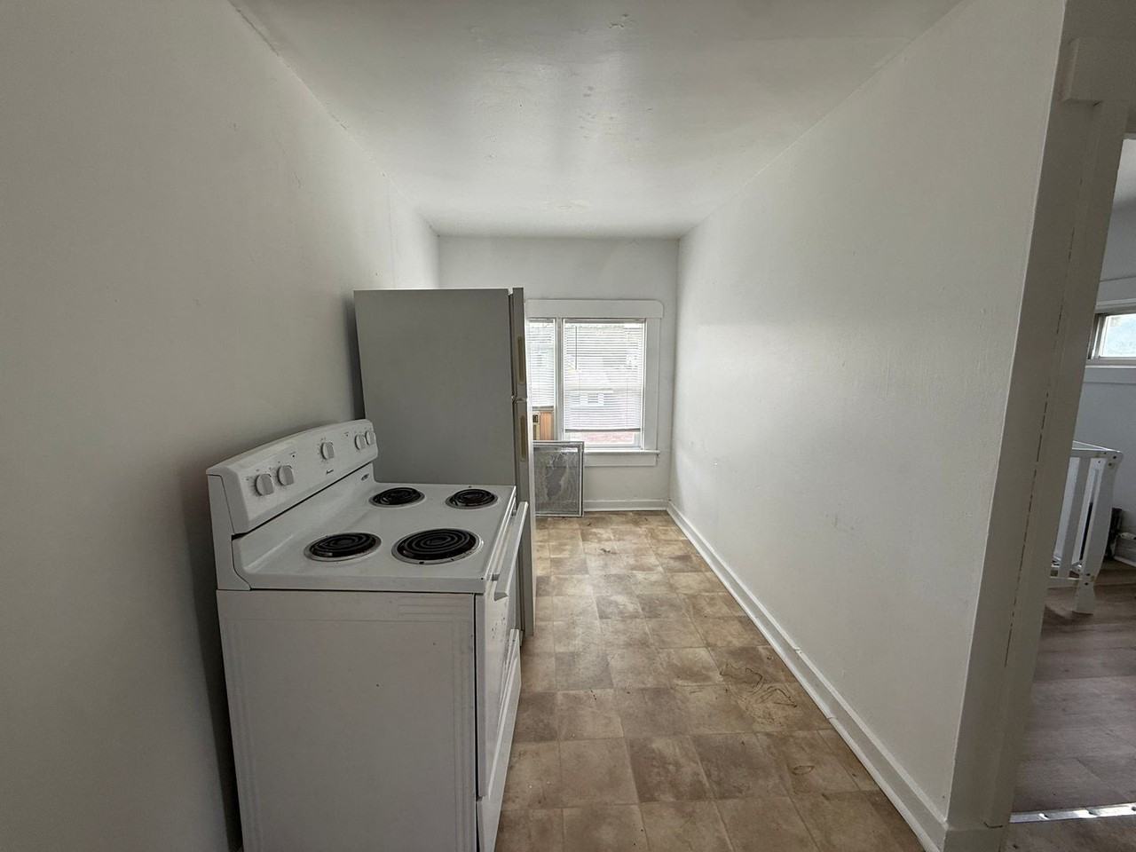 100 S College Ave - Photo 6 of 9