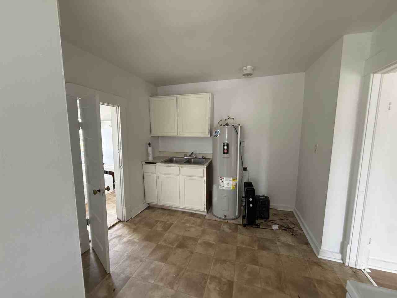 100 S College Ave - Photo 7 of 9