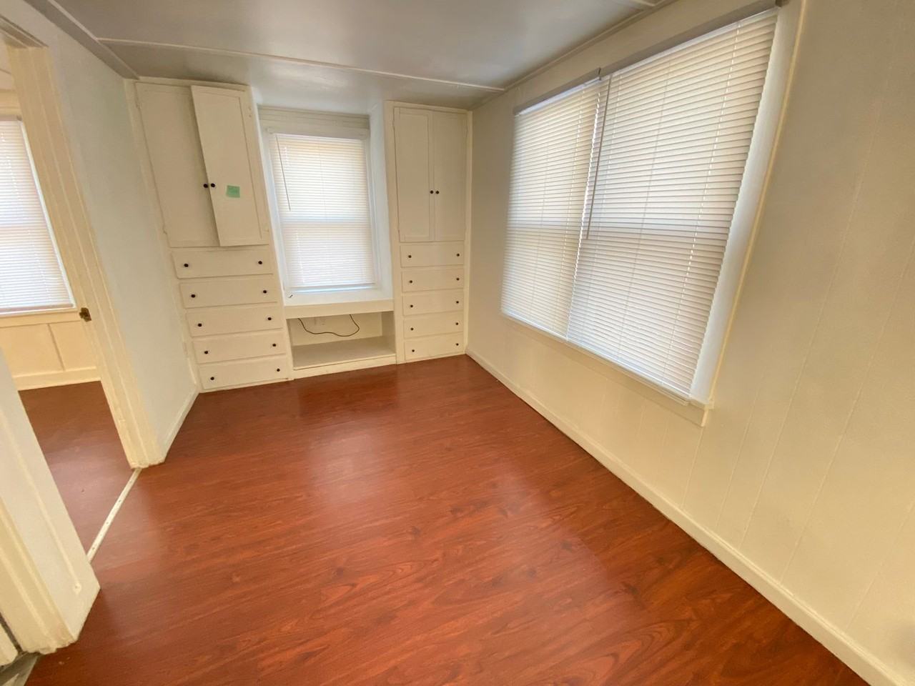 809 Kingsley St - Photo 6 of 7