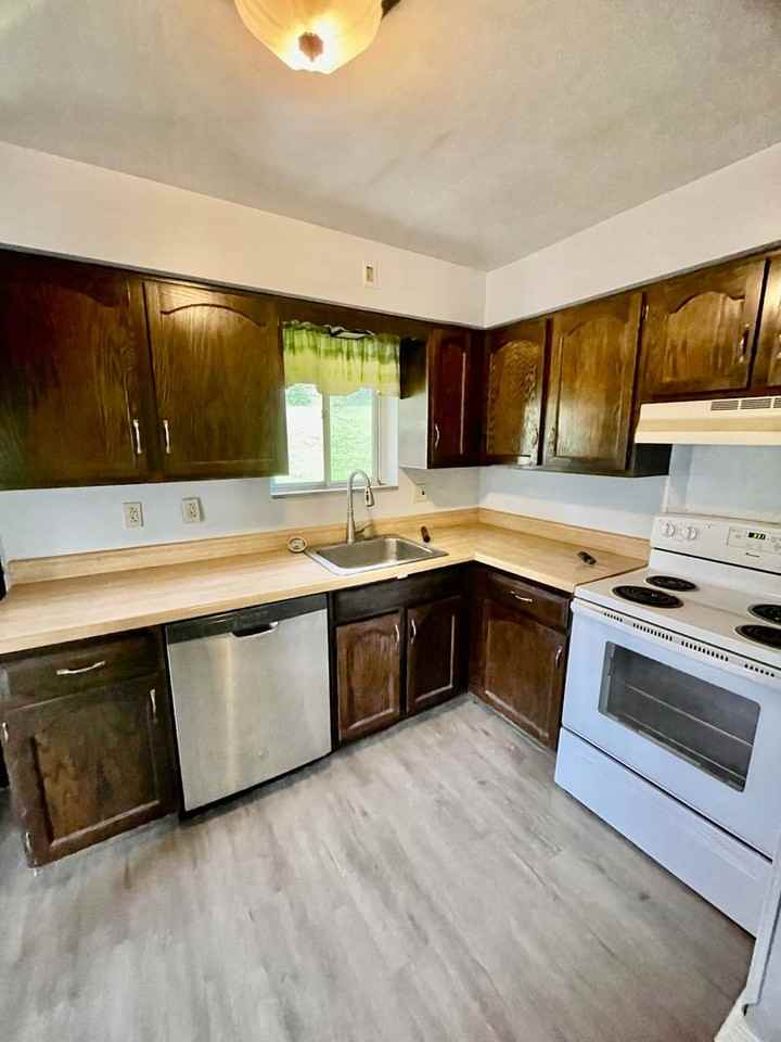 3582 S Park Rd - Photo 6 of 20
