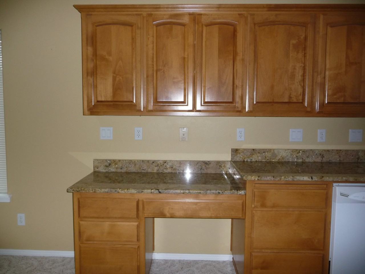 2053 W Park Ct Nw - Photo 3 of 19
