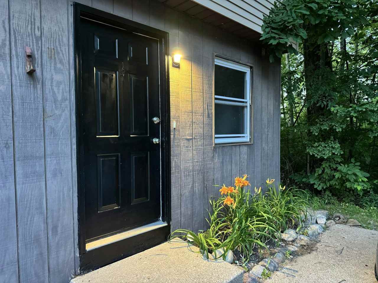 4167 West Ridge Road, Unit 1 - Photo 2 of 32