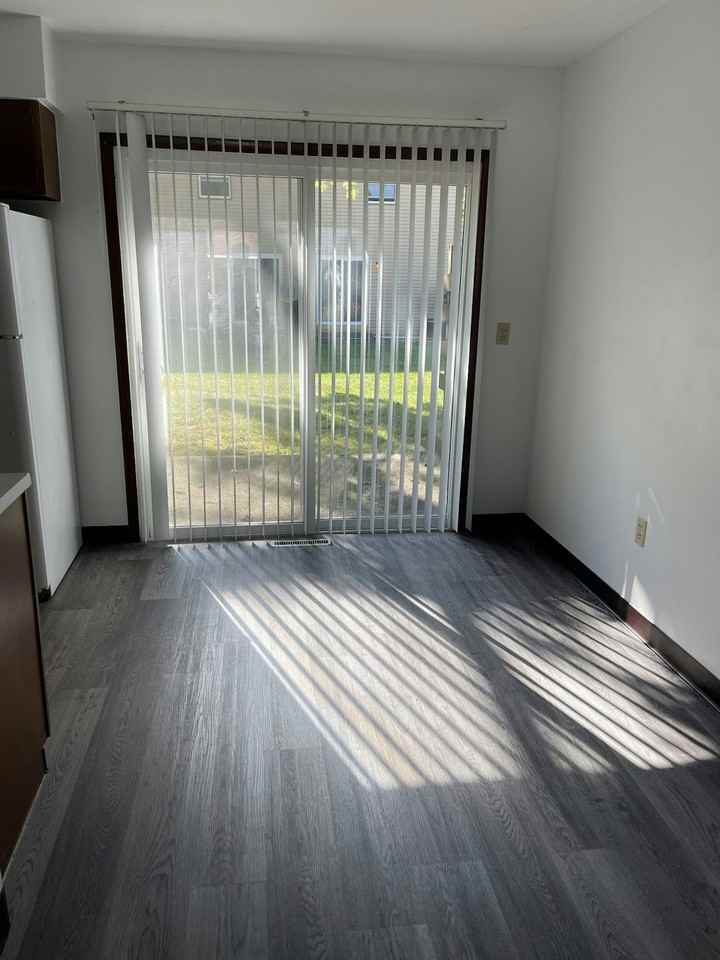 4167 West Ridge Road, Unit 1 - Photo 7 of 32