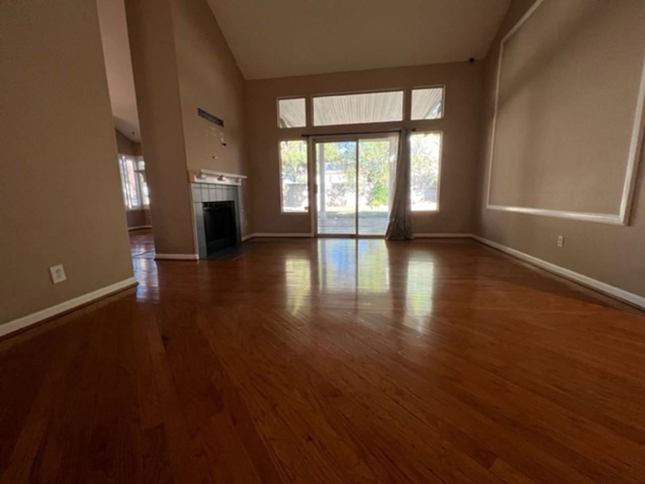 20 Flagstone Ct - Photo 3 of 29