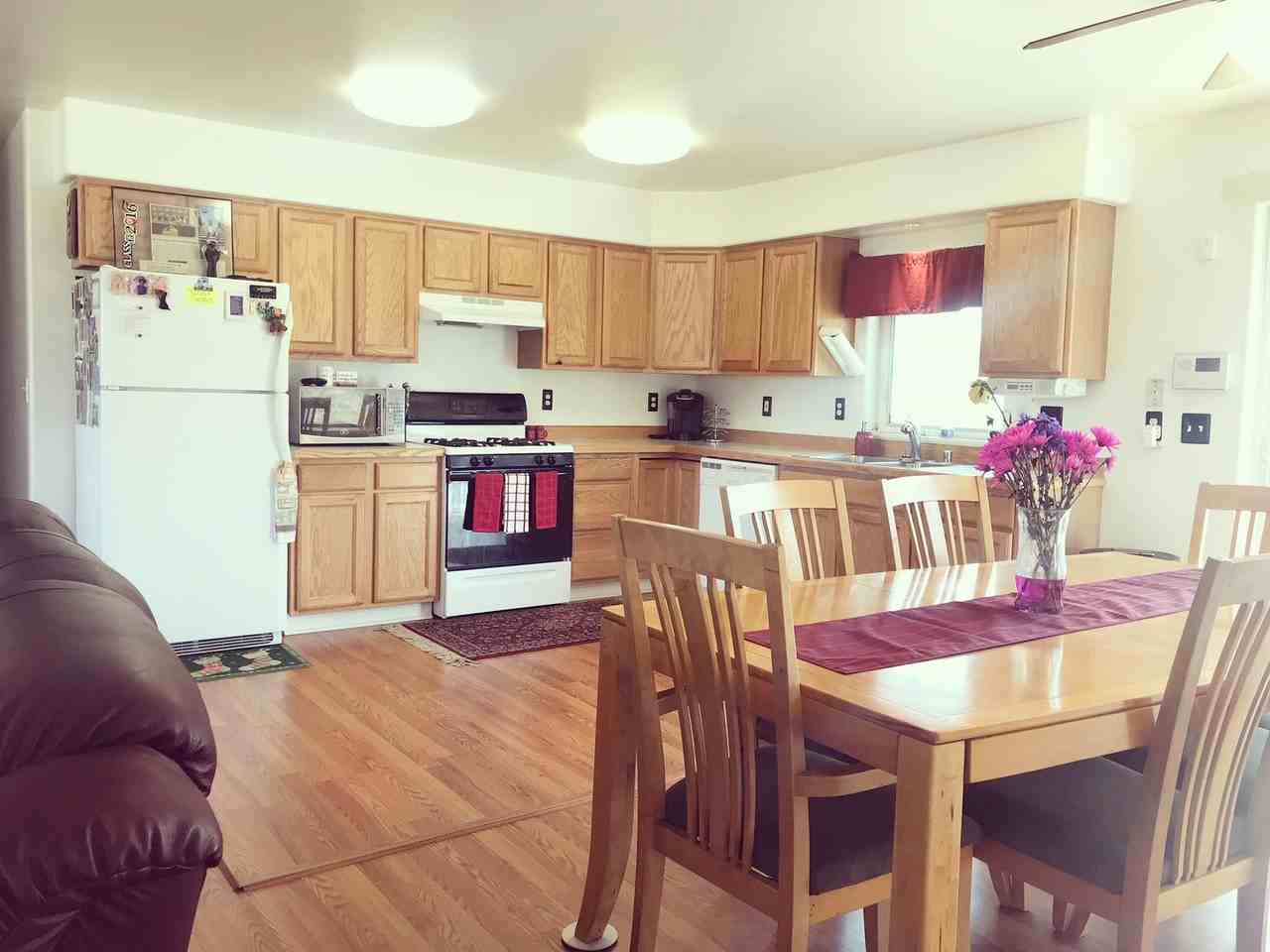 2604 Cowles St - Photo 2 of 15