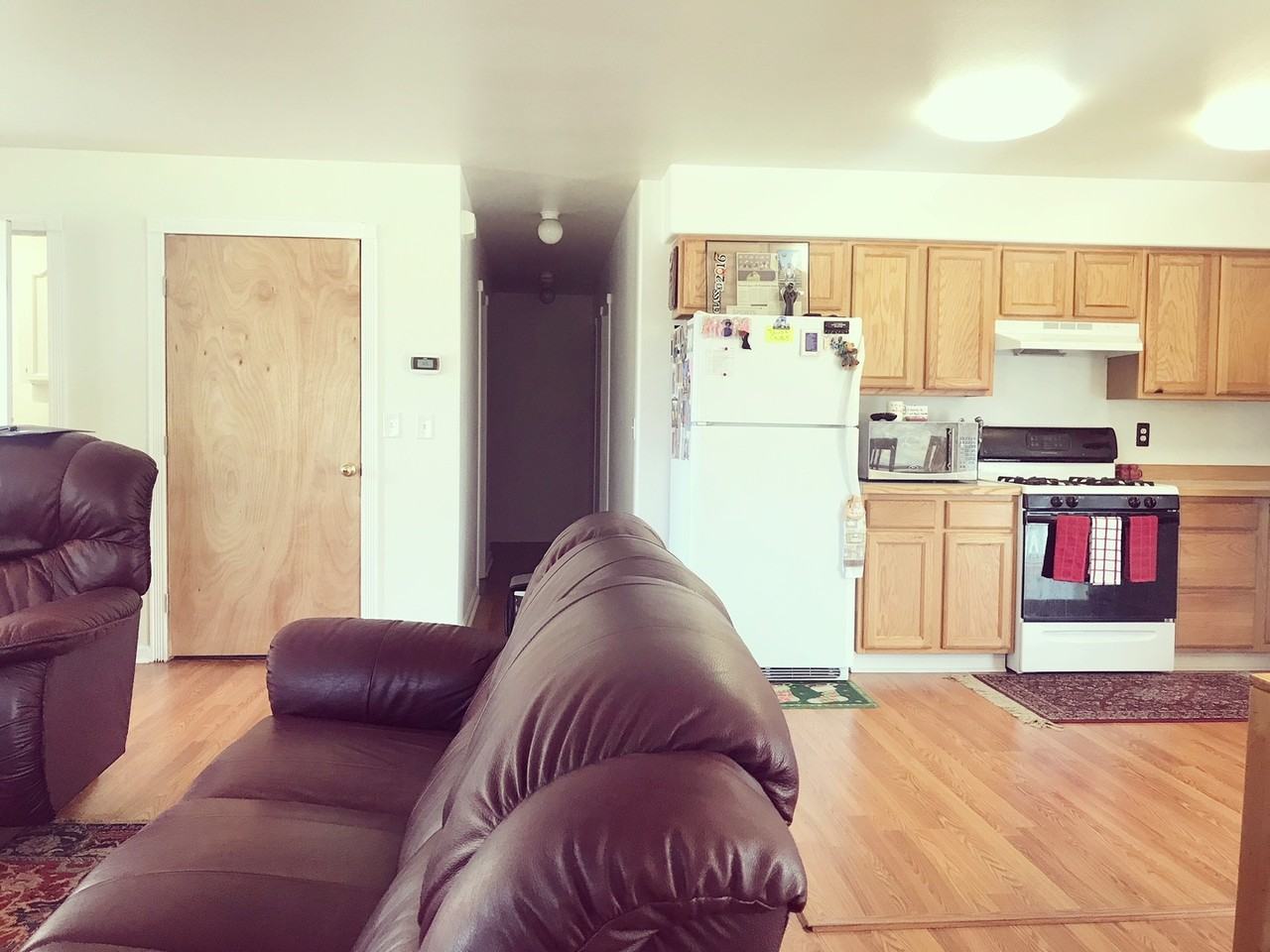 2604 Cowles St - Photo 5 of 15