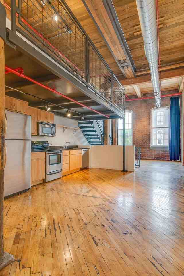 1400 Rosa L Parks Blvd - Photo 4 of 32