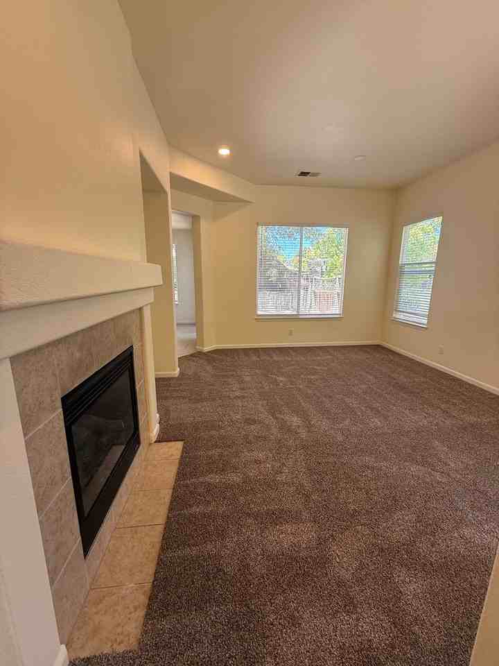 5081 Santa Rosa Creek Dr - Photo 4 of 22