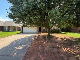 featured image of 411 S Pointe Ln