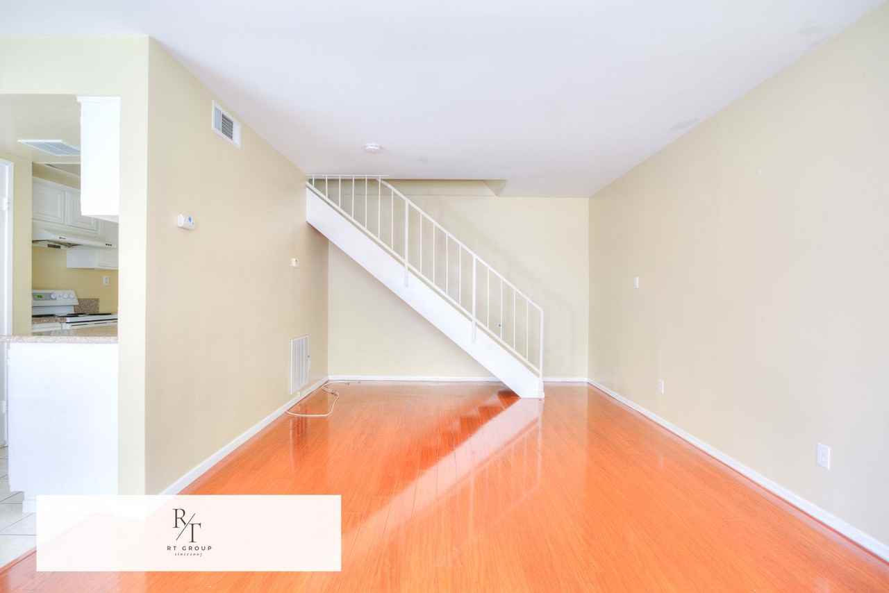 2368 Pepper St - Photo 7 of 24