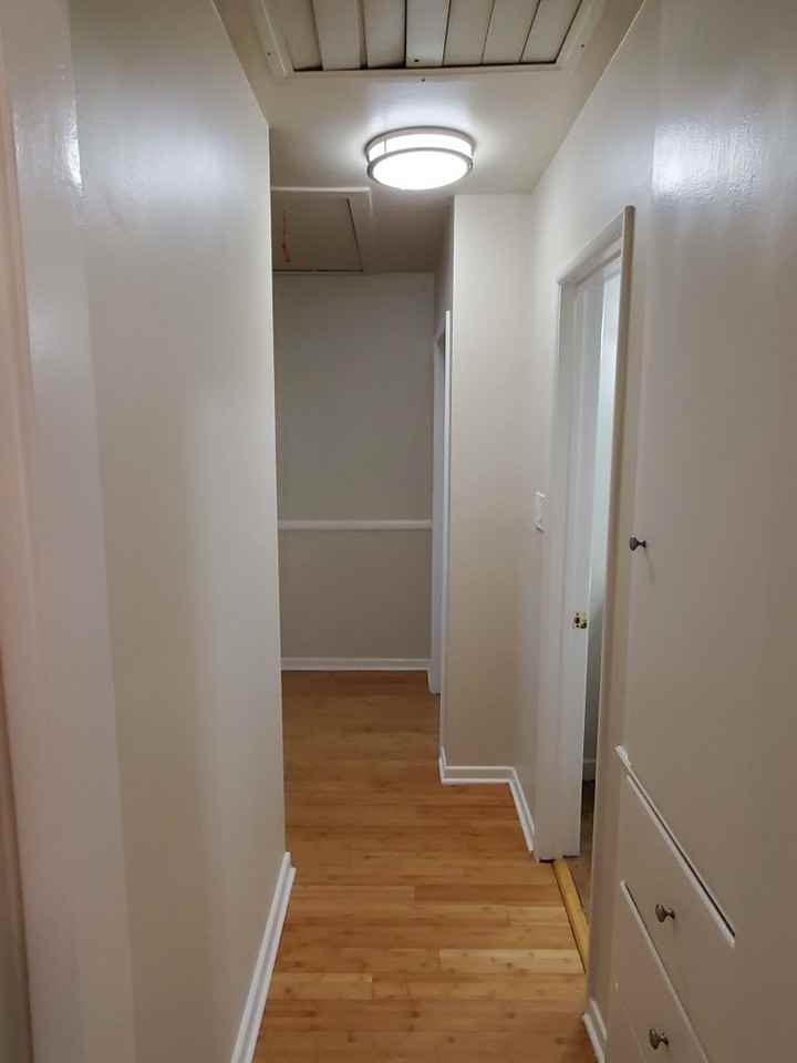 3213 W 180th St - Photo 3 of 23