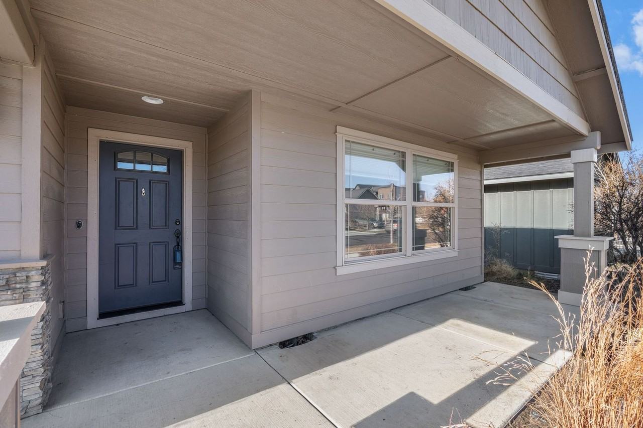 473 Nw 30th St - Photo 2 of 22