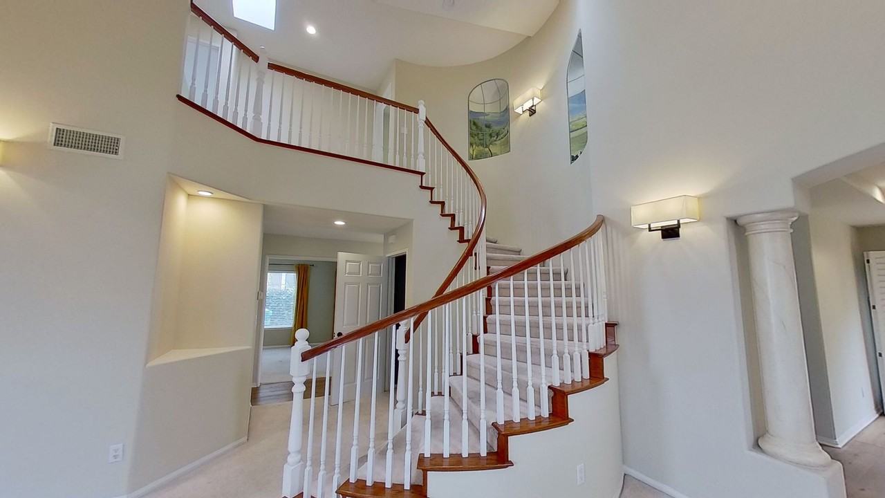 12 Touran Ln - Photo 5 of 23