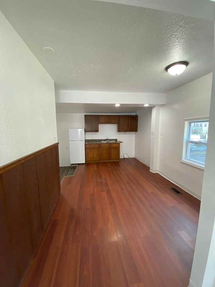 3101 Bowdoin St - Photo 4 of 14