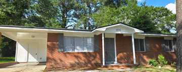featured image of 6015 Luna Dr