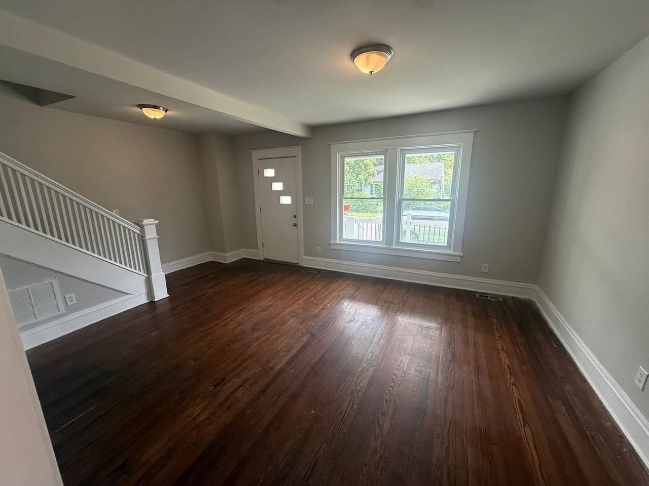 3208 5th Ave - Photo 3 of 22