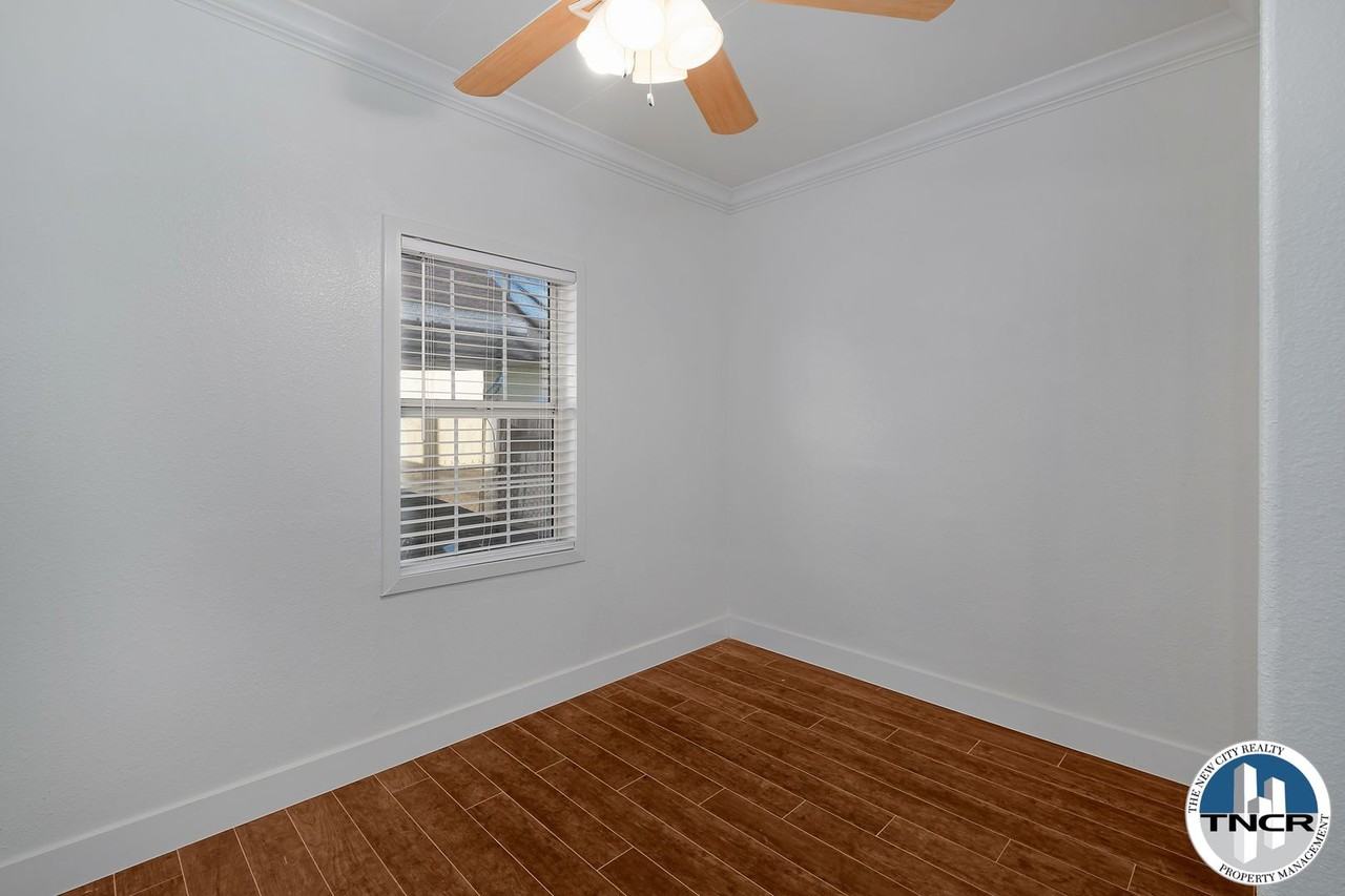 4116 Acacia Ave - Photo 6 of 11