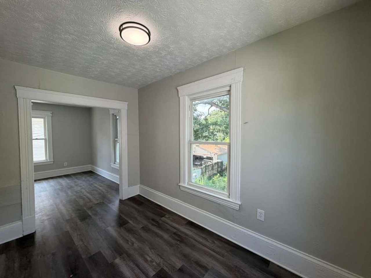 2132 W 100th St - Photo 3 of 28