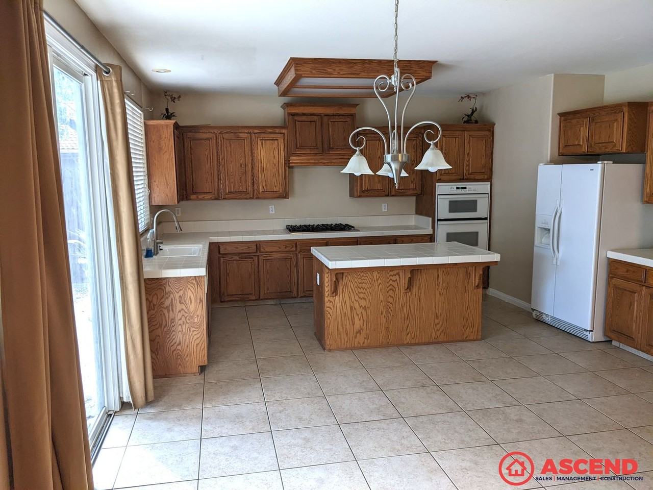 11717 Reagan Rd - Photo 5 of 14